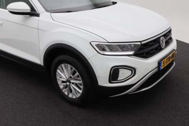 Volkswagen T-Roc (2022) thumbnail 12