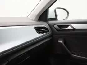 Volkswagen T-Roc (2022) thumbnail 27