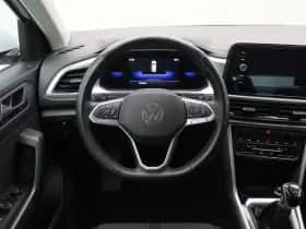 Volkswagen T-Roc (2022) thumbnail 31