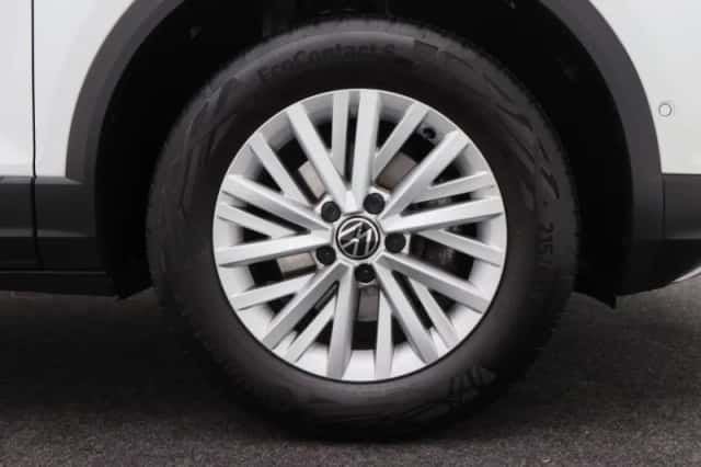 Volkswagen T-Roc (2022) thumbnail 5