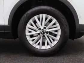 Volkswagen T-Roc (2022) thumbnail 5