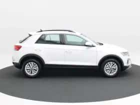 Volkswagen T-Roc (2022) thumbnail 7