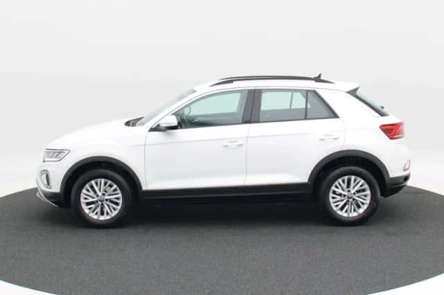 Volkswagen T-Roc (2022) thumbnail 9