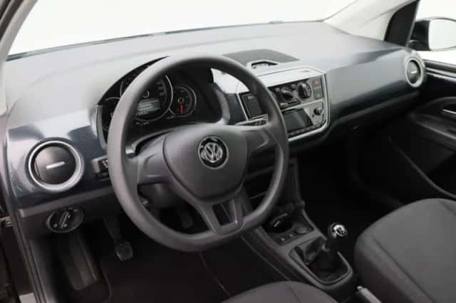 Volkswagen Up! (2020) thumbnail 3