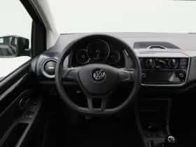 Volkswagen Up! (2020) thumbnail 26