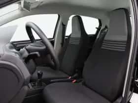 Volkswagen Up! (2020) thumbnail 5