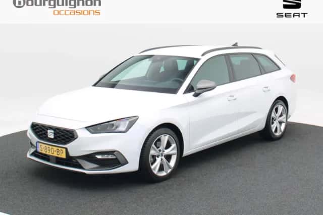 SEAT Leon Sportstourer (2023) thumbnail 1