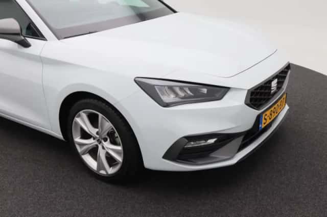 SEAT Leon Sportstourer (2023) thumbnail 14