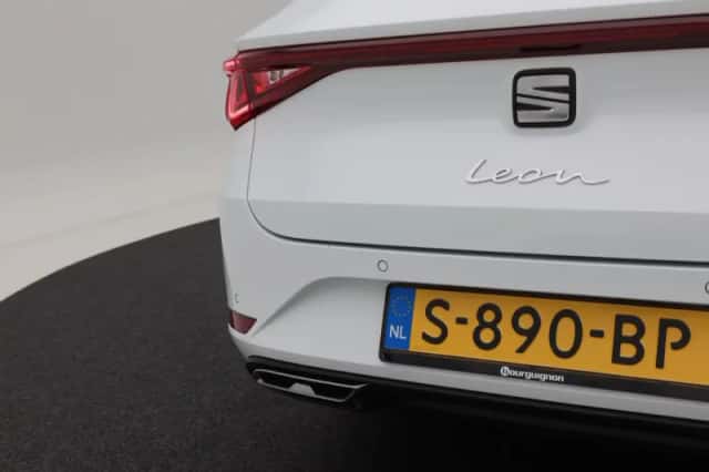 SEAT Leon Sportstourer (2023) thumbnail 16