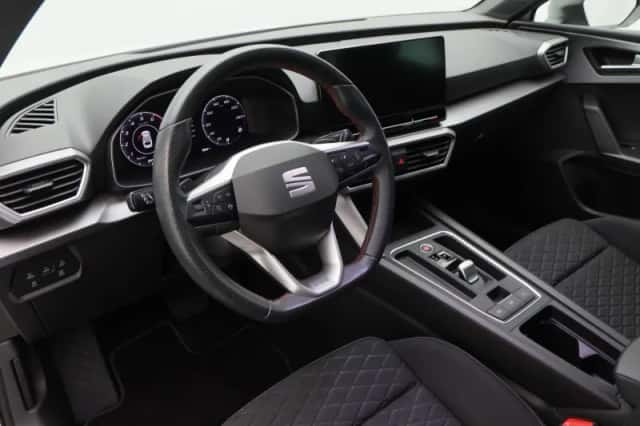 SEAT Leon Sportstourer (2023) thumbnail 3