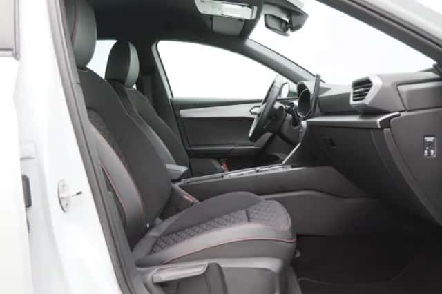 SEAT Leon Sportstourer (2023) thumbnail 39
