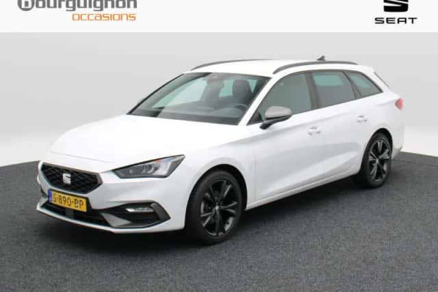 SEAT Leon Sportstourer (2023) thumbnail 1