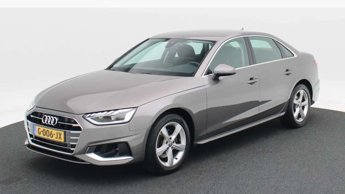 Audi A4 (2019) — foto 1