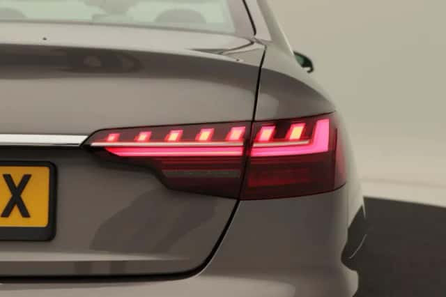 Audi A4 (2019) thumbnail 15