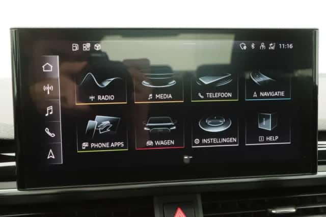 Audi A4 (2019) thumbnail 25
