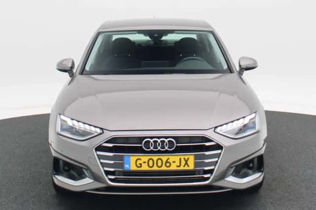 Audi A4 (2019) thumbnail 4
