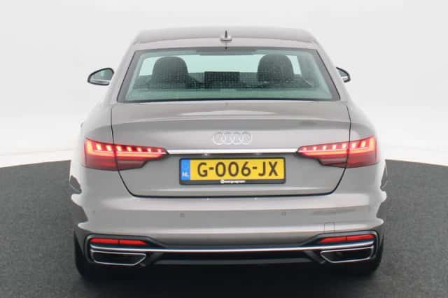 Audi A4 (2019) thumbnail 6