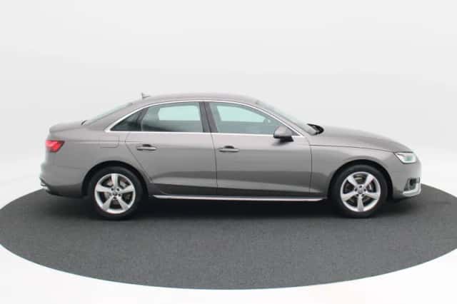 Audi A4 (2019) thumbnail 8