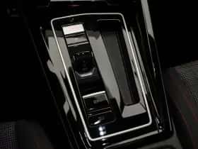 Volkswagen Golf (2023) thumbnail 11