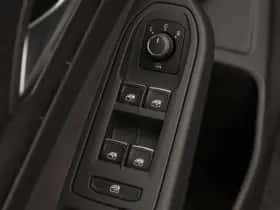 Volkswagen Golf (2023) thumbnail 23