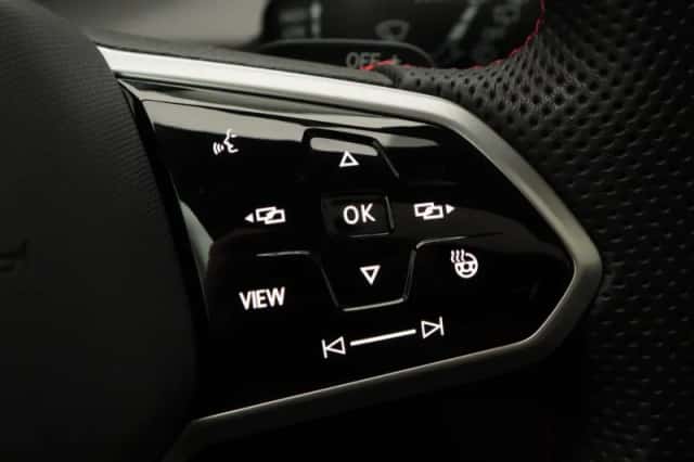 Volkswagen Golf (2023) thumbnail 27