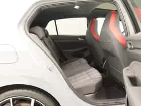 Volkswagen Golf (2023) thumbnail 38