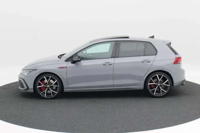 Volkswagen Golf (2023) thumbnail 10