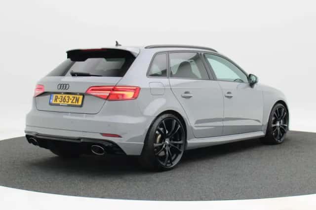 Audi RS 3 (2020) thumbnail 2