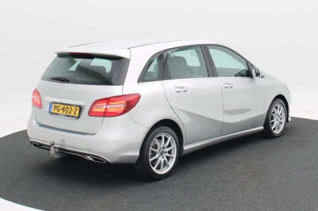Mercedes-Benz B-Klasse (2017) thumbnail 2