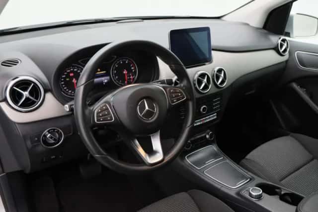 Mercedes-Benz B-Klasse (2017) thumbnail 15