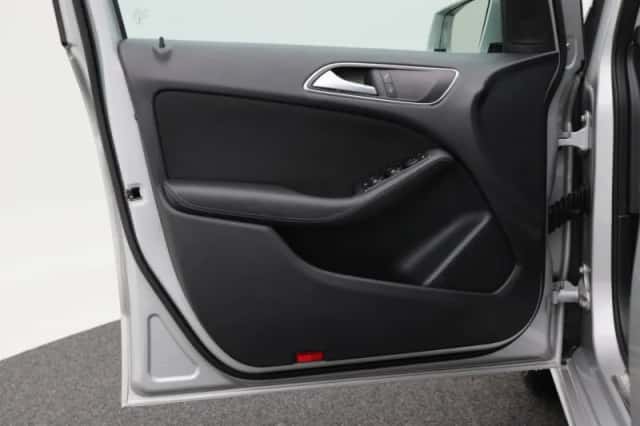 Mercedes-Benz B-Klasse (2017) thumbnail 23