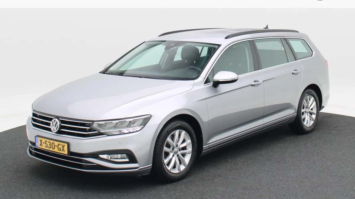Volkswagen Passat (2020) — foto 1