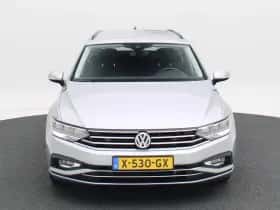 Volkswagen Passat (2020) thumbnail 4
