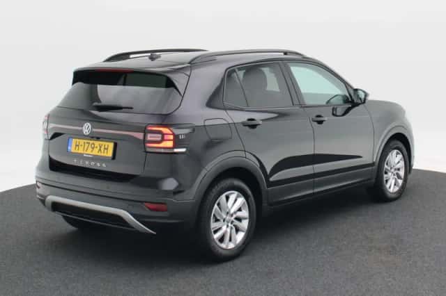 Volkswagen T-Cross (2020) thumbnail 2