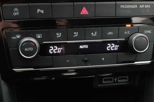 Volkswagen T-Cross (2020) thumbnail 12