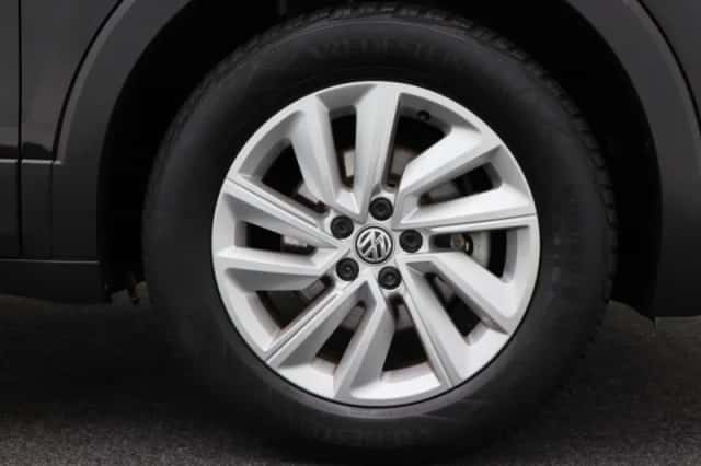 Volkswagen T-Cross (2020) thumbnail 5