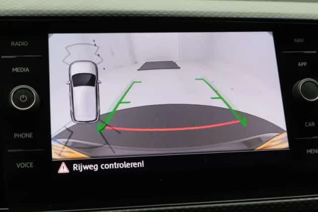 Volkswagen T-Cross (2020) thumbnail 10