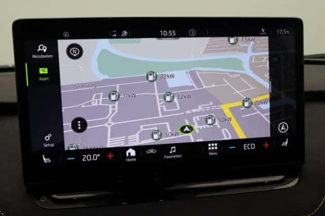 Škoda Enyaq (2023) thumbnail 8