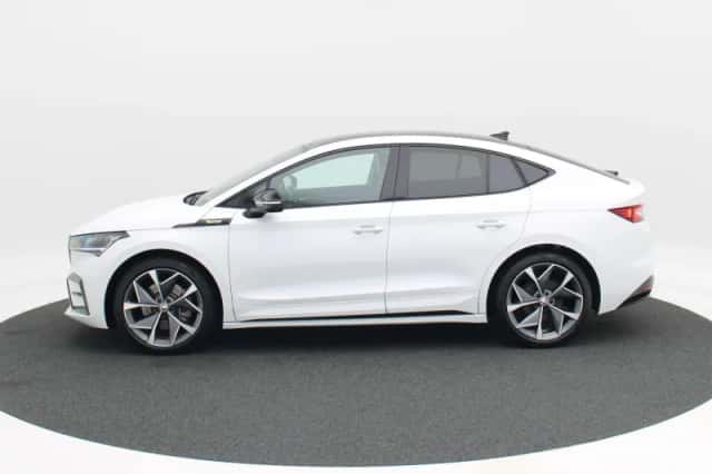 Škoda Enyaq (2023) thumbnail 9