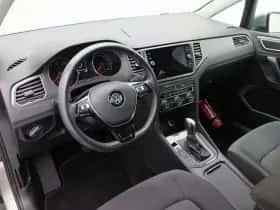 Volkswagen Golf (2019) thumbnail 3