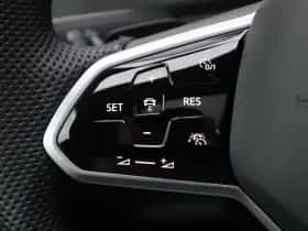 Volkswagen Tiguan (2021) thumbnail 23