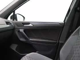 Volkswagen Tiguan (2021) thumbnail 32