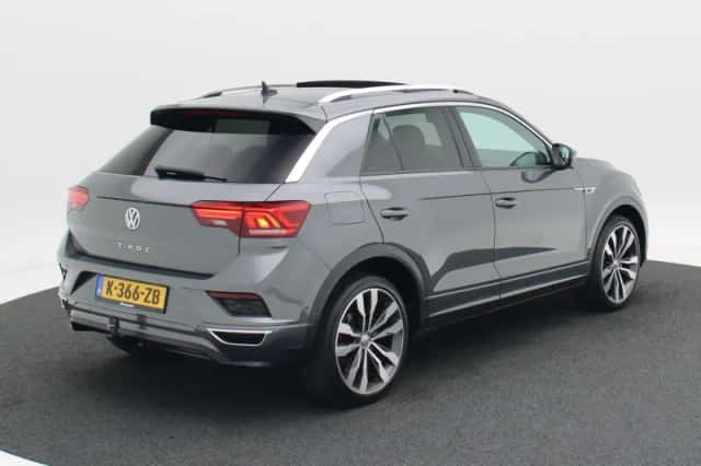 Volkswagen T-Roc (2020) thumbnail 2