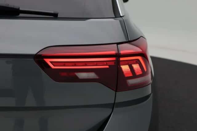 Volkswagen T-Roc (2020) thumbnail 15