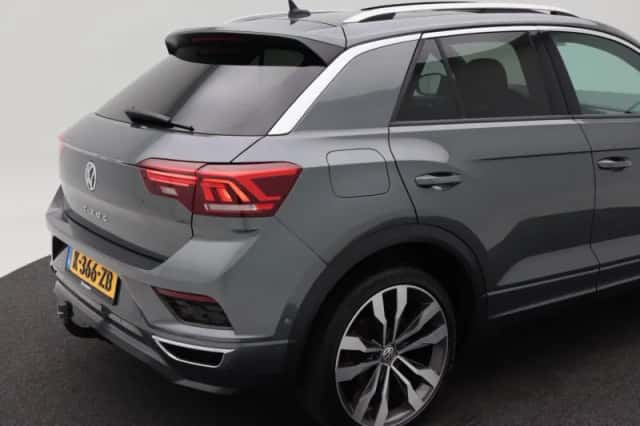 Volkswagen T-Roc (2020) thumbnail 17