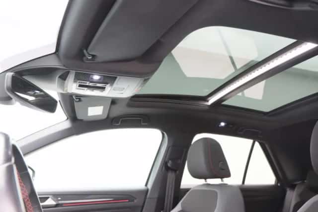 Volkswagen T-Roc (2020) thumbnail 23