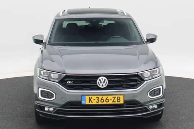 Volkswagen T-Roc (2020) thumbnail 4