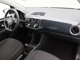 Volkswagen Up! (2018) thumbnail 27