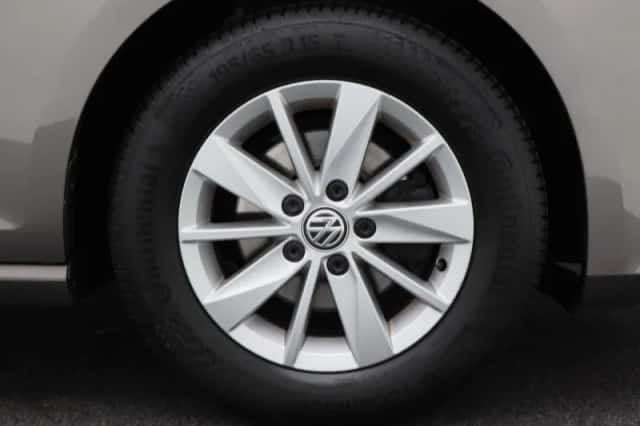 Volkswagen Golf (2017) thumbnail 14