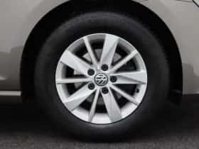 Volkswagen Golf (2017) thumbnail 14